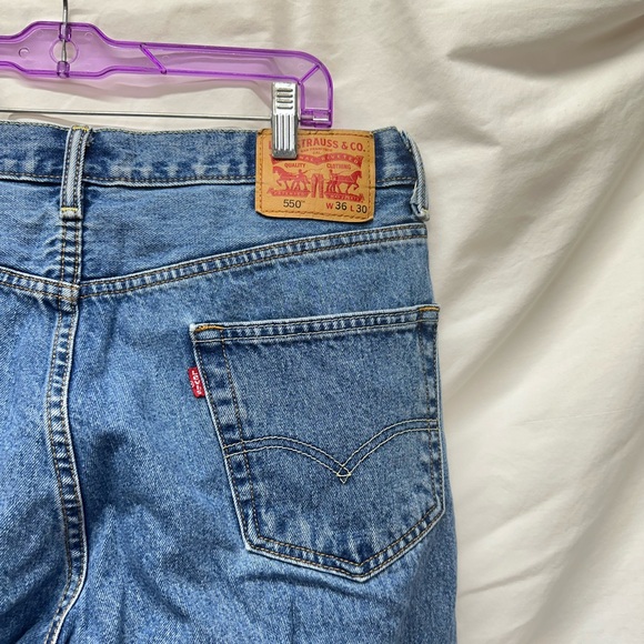 Levi’s 550 Blue Jeans Size 36/30 - Picture 5 of 9